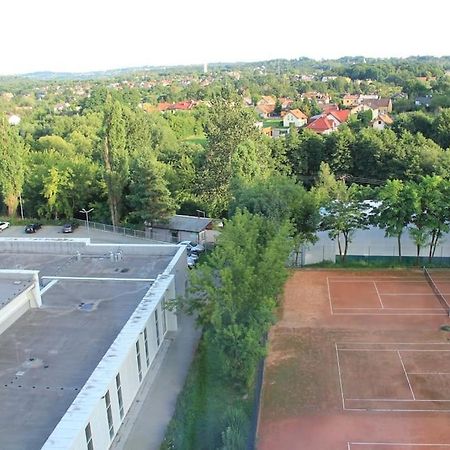 Uroczy, Jasny Apartament Oraz Bezplatny Parking! Apartment Krakow Exterior photo